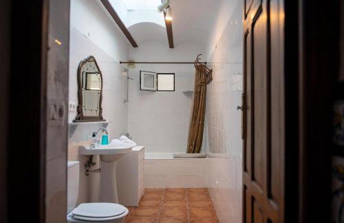 CASA LOLA Naturaleza, Montañas y Piscina Compartida De Pueblo - Foto 29