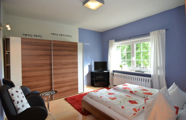 Charming Forest Escape for Two - Foto 7