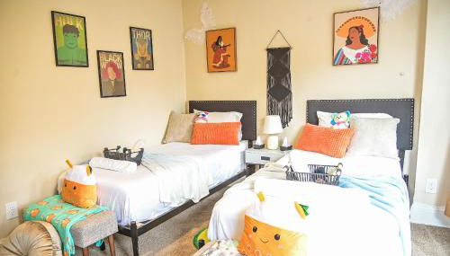 Chic 4BR Dwelling with Backyard in Philadelphia - Foto 2