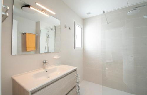 Serena Villa 38 - Heated pool, Sea Views, AC, High Speed Internet - Photo 35