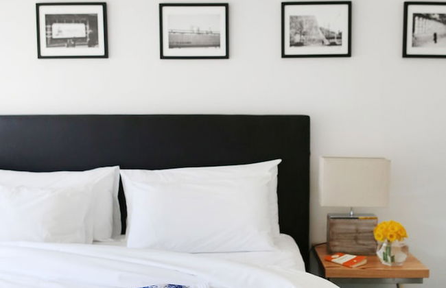 Mansi on Raymond - Photo 3