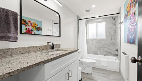 Stylish 1BR Upper Flat in Vibrant Royal Oak - Foto 5