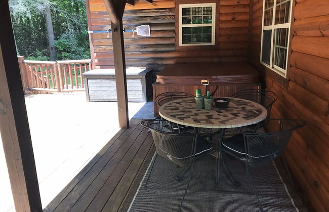 Tree Top Lodge - Gorgeous Lake Cabin With Hot Tub & Magnificent Views Of Forests And Mountains! 3 Bedroom Cabin by Redawning - Foto 44