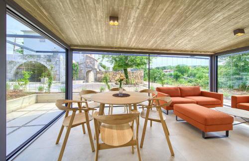 Luxury Jerini Estate - Photo 74