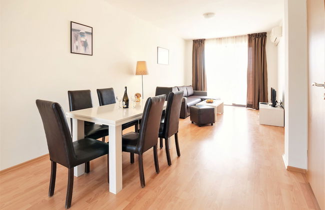 New Line Village Apartments - Foto 24