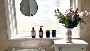 Charming, Renovated Residence in Willesden Green - Foto 3