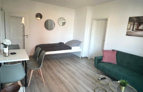 GÖH-moderne Wohnung in zentraler Lage, Balkon, self-check-in, WLAN, Netflix, DisneyPlus - Foto 4