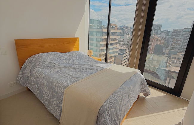 Apartamento en el edificio más alto UIO - Foto 8
