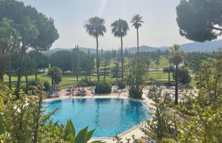 Ground Floor Apartment at Matchroom Country Club - Photo 25