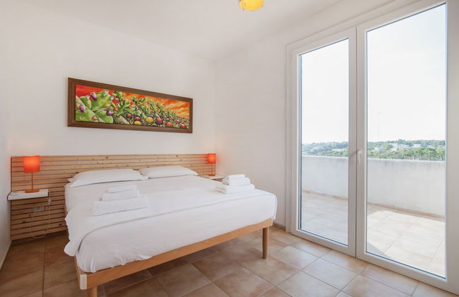 Apartment With Pool And Panoramic Terrace - Photo 3