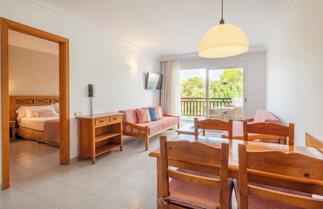 Inturotel Esmeralda Garden - Photo 18