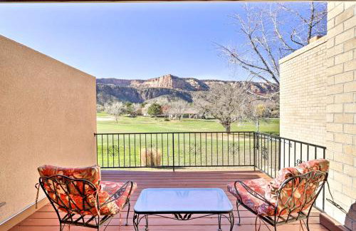 Grand Junction Golf Course Condo w/ Balconies - Foto 1