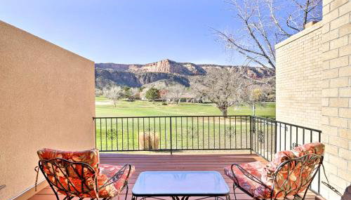 Grand Junction Golf Course Condo w/ Balconies - Foto 1