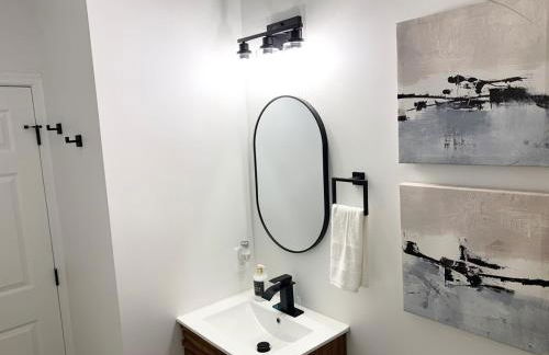 Lavish Luxe 2BD-1BA apartment in Federal Hill - Foto 25