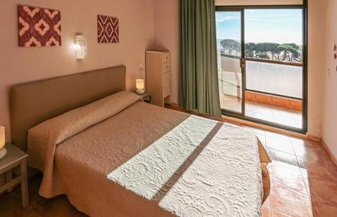 Cozy Apartment In Malgrat De Mar - Foto 8