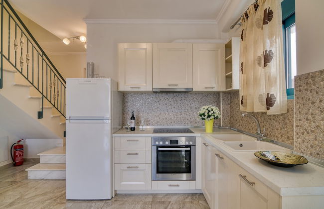 Villa Sirokos Lefkada With Pool - Photo 8