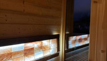 Stone Lake Luxury Lodge - Photo 5