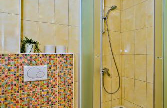 Luxurious Apartments Maslina with Beach - Photo 18