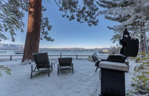 Lakefront Retreat Across from Homewood Resort - Foto 4