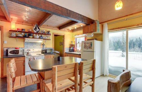 Snoqualmie Pass Cabin with Deck Walk to Ski Lift - Foto 3