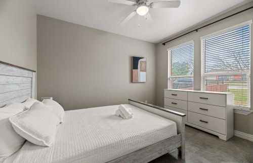 Spacious Grand Prairie Getaway - Foto 18
