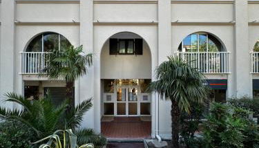 Studio 3 pers climatisé rénové, au calme, idéalement situé proche St Raphael-St Tropez, plage et commerces à pieds - Foto 4