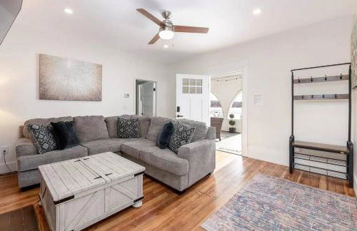 2-Unit House, big Lake Winnisquam views - Sleeps 13 - Foto 25