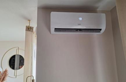 Arty Appart - Eurexpo - Parking box privé - Balcon - Sauna en option - Foto 10