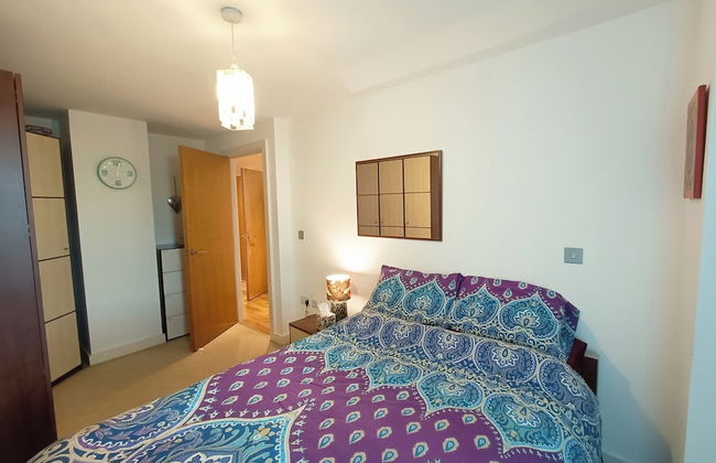 1 Bed Flat - Sleeps 5 - Pets - Garden - Parking - Foto 2