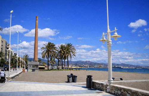 Litoral Beach Málaga 2 Dormitorios Piscina y Playa - Photo 27