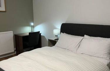 Comfortably furnished 2 bedroom home in Bolton - Foto 26