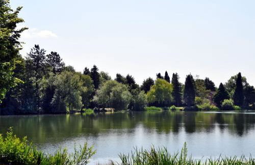 Beech Lodge 4 Hot Tub - Photo 1