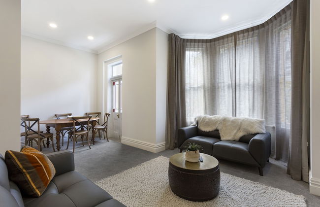 Character on Stuart St - Foto 8