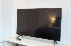 Free Parking Spacious Home - Photo 29