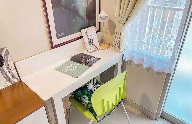 Best Place and Homey Studio Apartment LRT City Jatibening - Photo 10