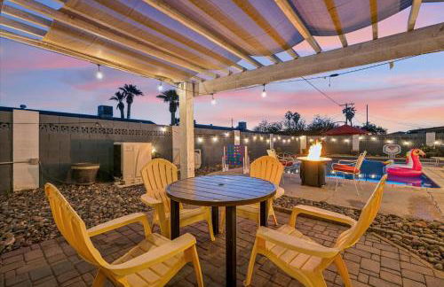 Vacation House! 6BR, FREE Heated Pool, Arcade & Hot Tub - Photo 14