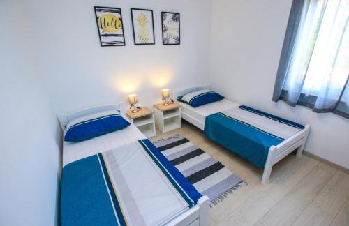 Family Beach Apartments - Photo 22