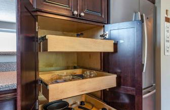 Hoosier Happiness Townhouse - 2 King Size Bedroom Suites - Foto 17