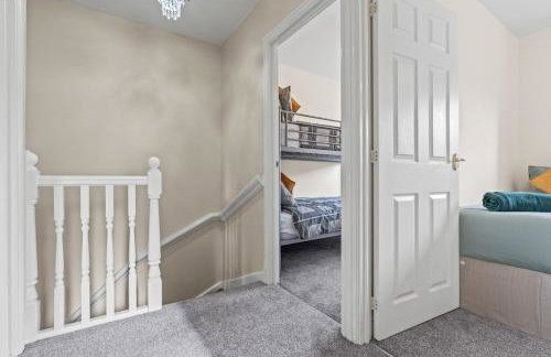 #35 City Home - Sleeps 8 3BDR 2 BR- Bham CC 10 mins - "Perfect for Contractors and Families - Free Parking" - Foto 37
