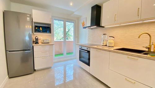 Le cocon urbain - Modern 4BR Apartment with Free Parking, High-Speed Wifi, Quick Access to A6 & N7 - Foto 4, stove