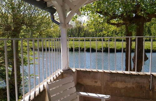 Le Gué Renard-un Balcon Sur La Charente - Foto 12