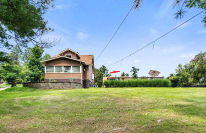 Cheerful 4BR Chalet with Seasonal Pool, Hot Tub - Foto 24