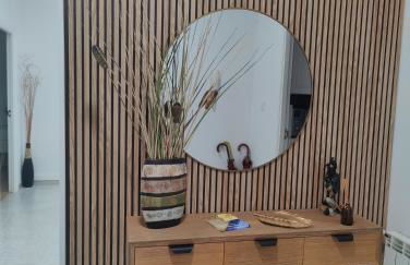 Ático espacioso en zona céntrica - Foto 13