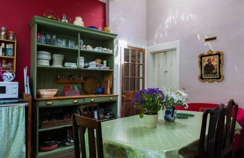 Central Apartment with parking, original art and antiques - Foto 25