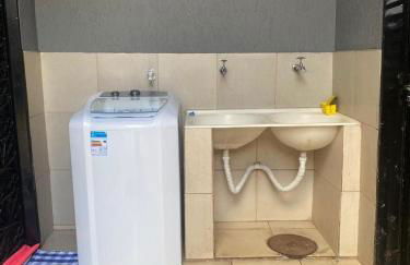 Apartamentos 1Qto, Cozinha Completa, até 4 hospedes Jr Catito - Foto 27