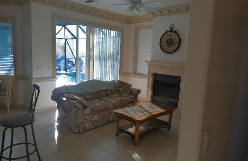 Port Charlotte Palms-Pet friendly, Heated Private Pool and Mini Orchard - Foto 50