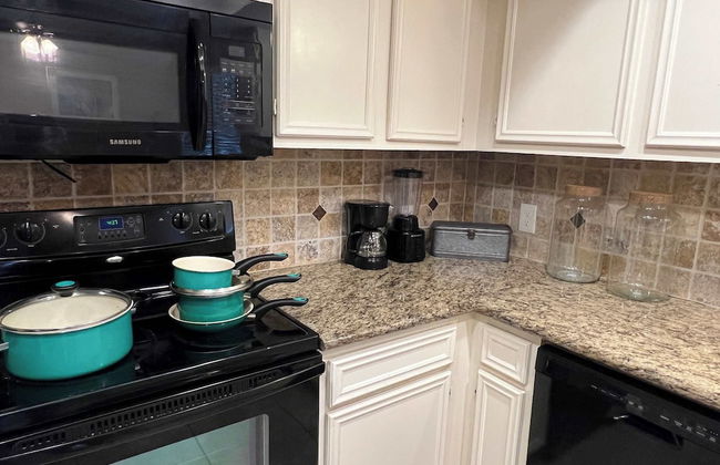 Katy Hideaway Charming 3 Bdr! - Foto 16