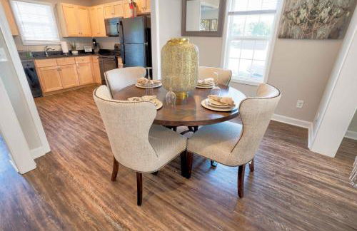 Kannapolis Elegant Townhouse - Pet Friendly - Photo 12