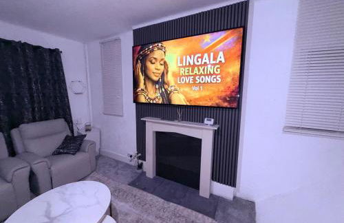 Elegant and comfortable three-bedroom Flat - Foto 2