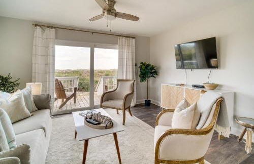 Beachfront Saint Helena Island Condo with Amenities! - Foto 4